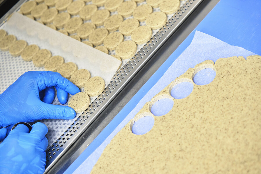 The Health Conscious Sweets Shop ユニフォーム