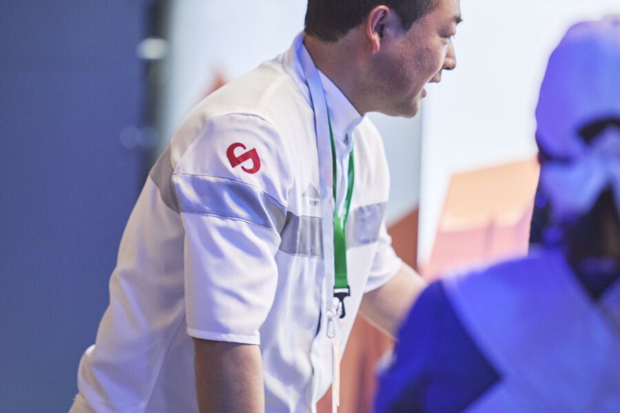 関西電力送電 ユニフォーム